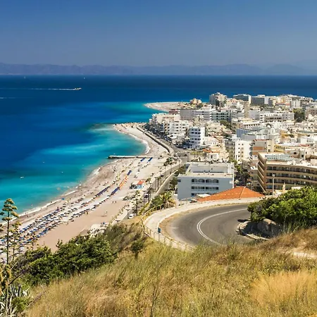 Hotel Acai Plant Based 4*