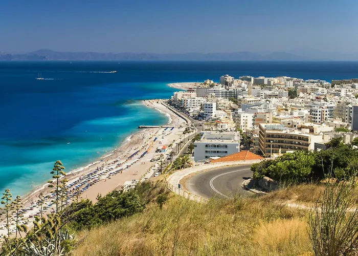 ホテル Acai Plant Based 4*